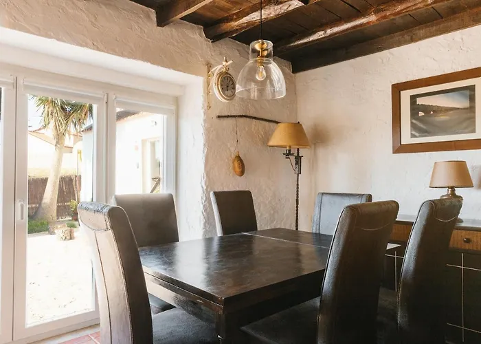 Bird House Lourinhã